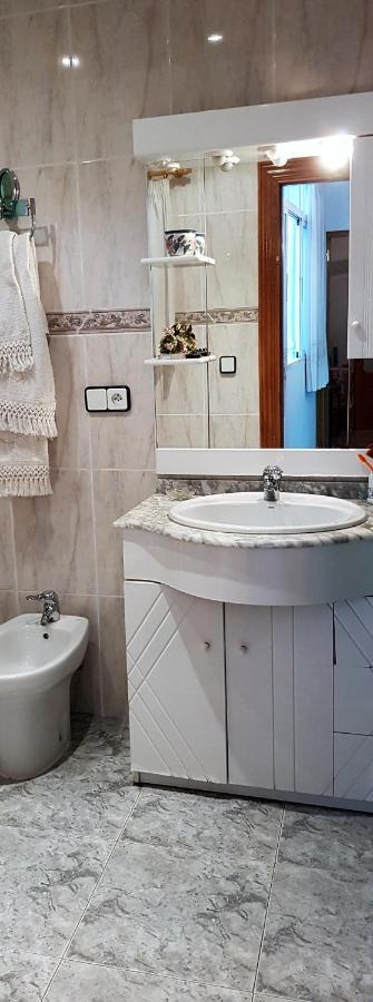 Apartamento Armonia:Centrico, Tranquilo Y Acogedor Elda Bagian luar foto