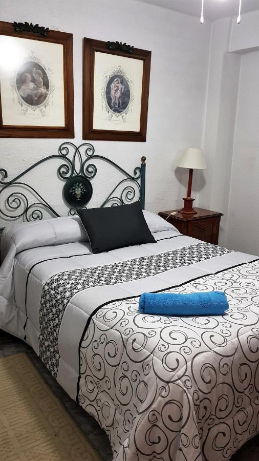 Apartamento Armonia:Centrico, Tranquilo Y Acogedor Elda Bagian luar foto
